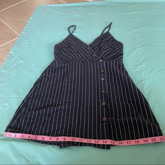 ‼️LA HEARTS DRESS - Picture 8 of 14